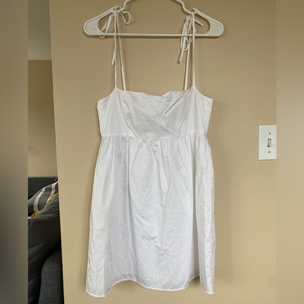 Park & Fifth White Mini Dress. Size Small.